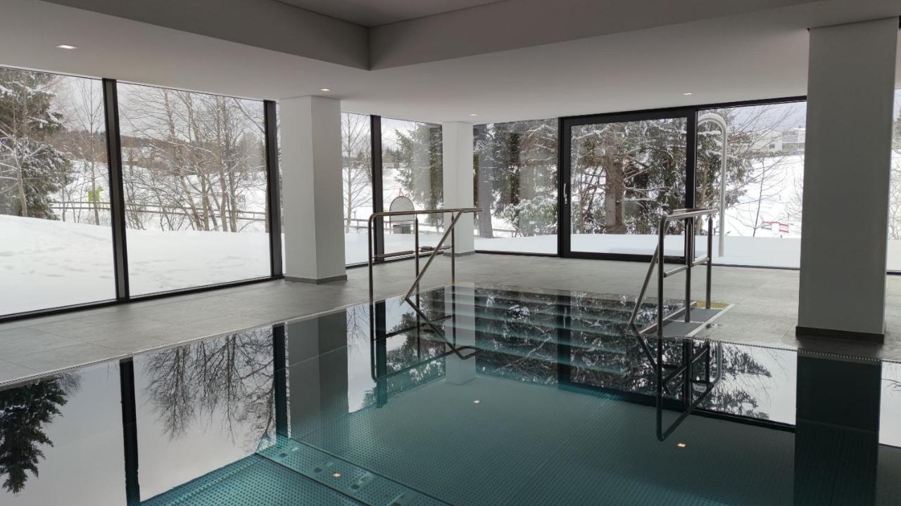 Studio 20Qm Mit Balkon Und Innenpool - 22010 Schluchsee Dış mekan fotoğraf